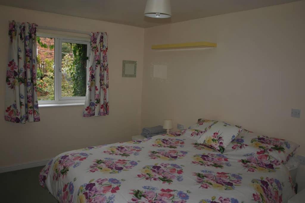 Self-Contained Annex - Beautiful Village Near York Exterior photo
